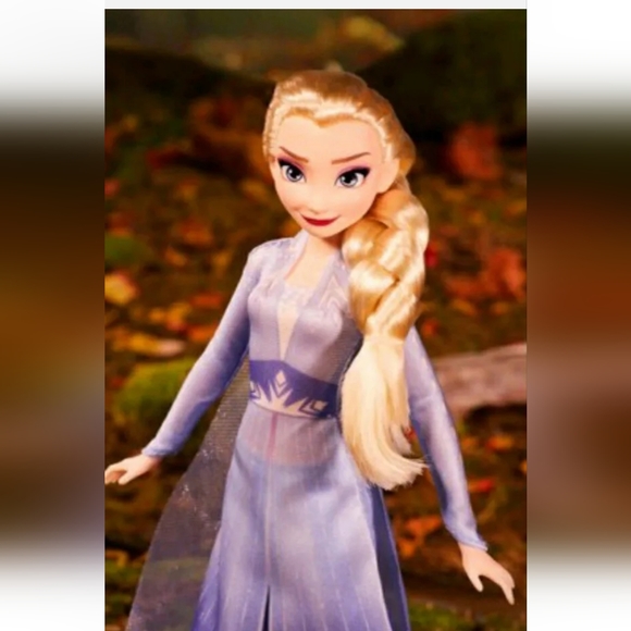 :* Disney Frozen 2 Forest Expedition  Doll 4-Pack Anna, Elsa, Ryder, Honeymaren - Picture 8 of 8